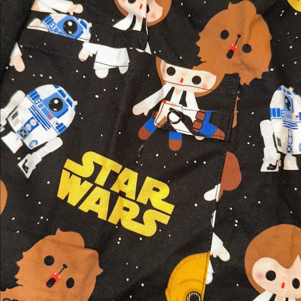 Star Wars Themed Scrub Top size medium new with tags - Picture 2 of 7